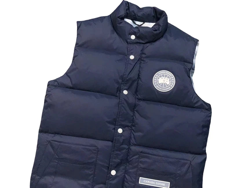 Canada Goose Arctic Freestyle Gilet in Navy