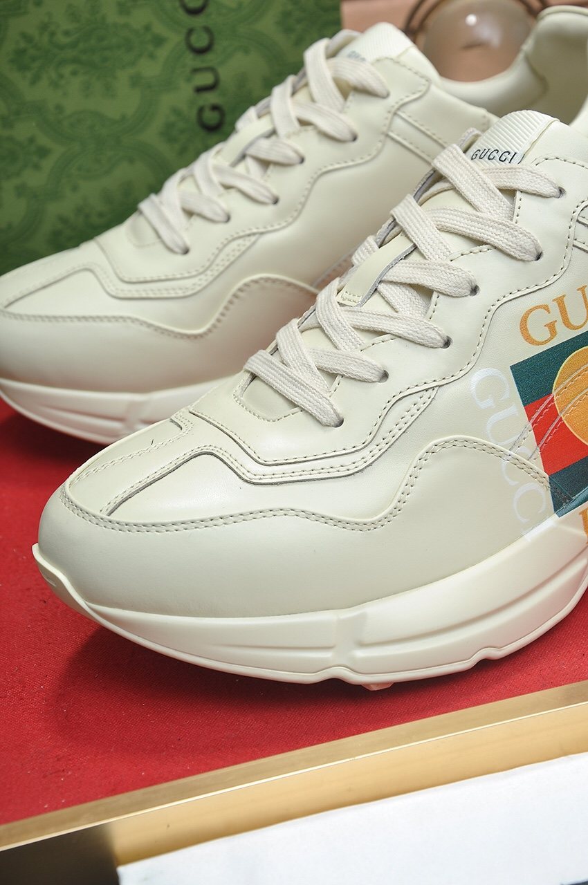Gucci Off-White Graphic Sneakers - Layered Upper And Sculpted Sole